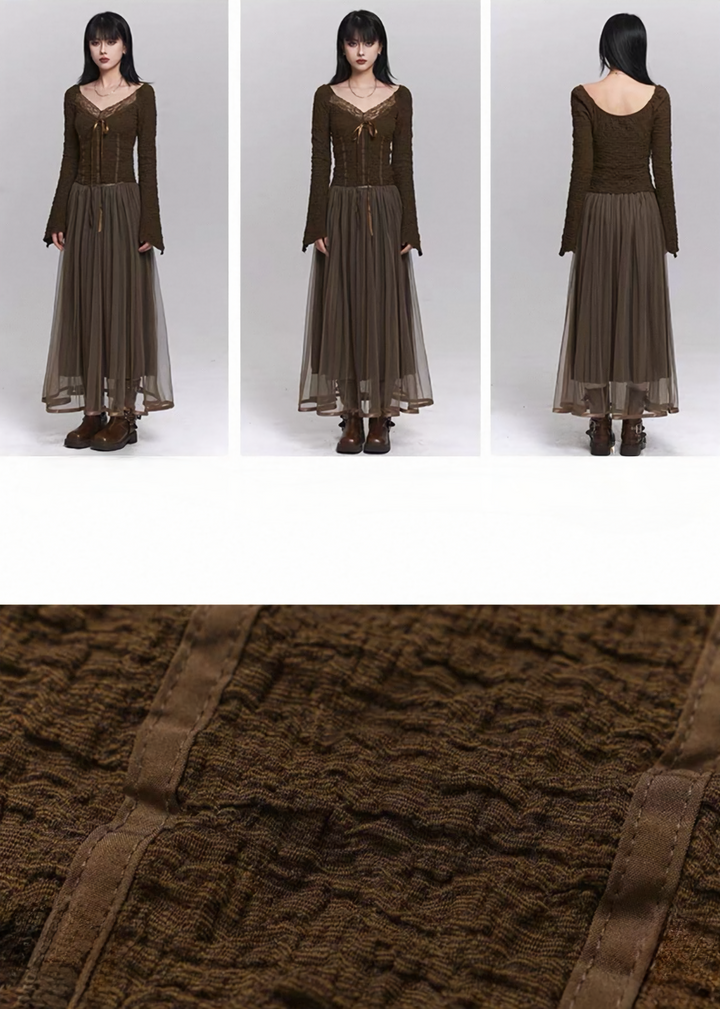 Lace V-Neck Bell Sleeve Top / LG1510