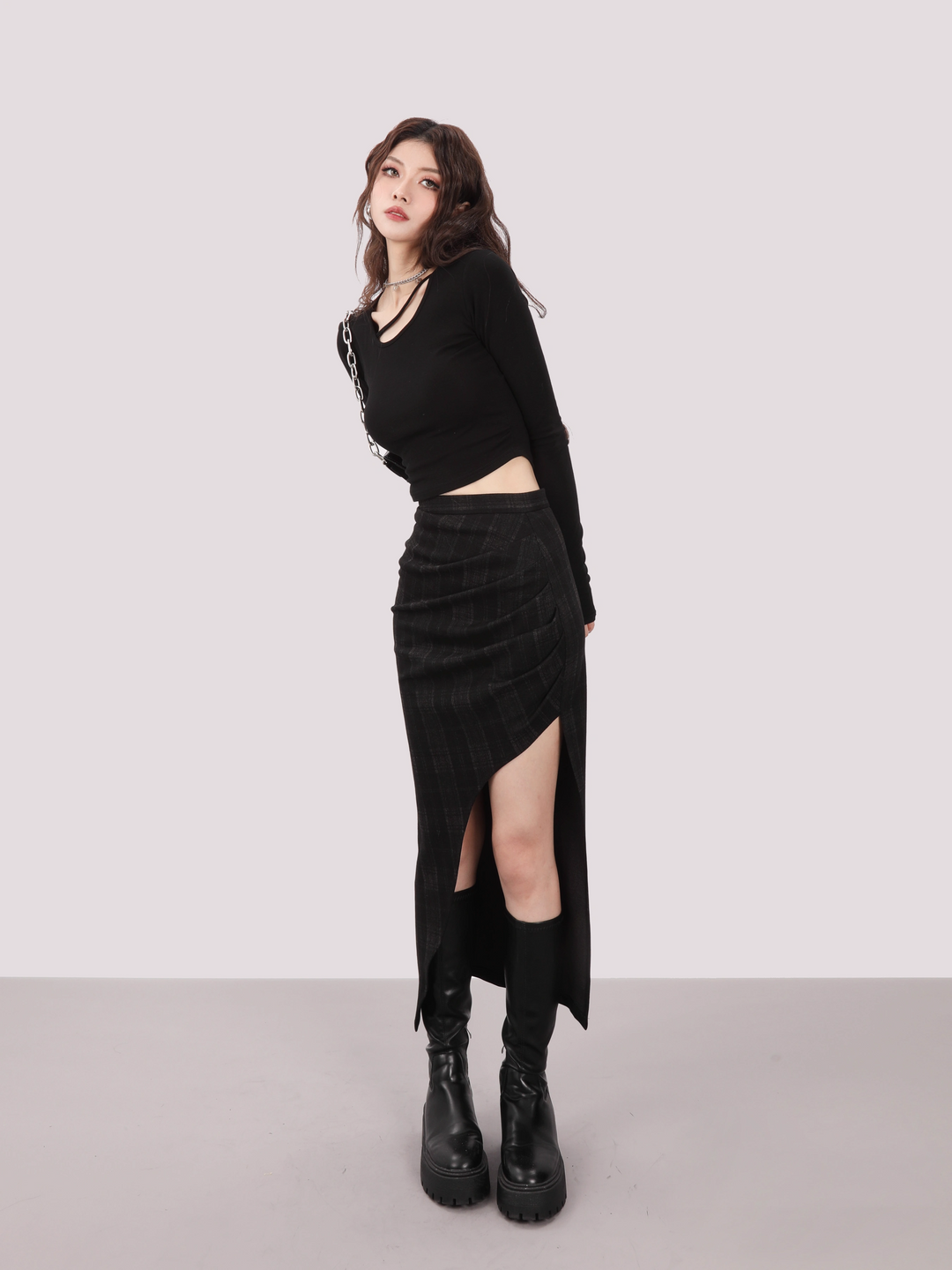 Irregular black check calf length skirt/mu1103