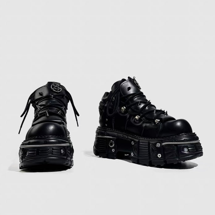 GOTHIC STUDDED PLATFORM SHOES / V1186