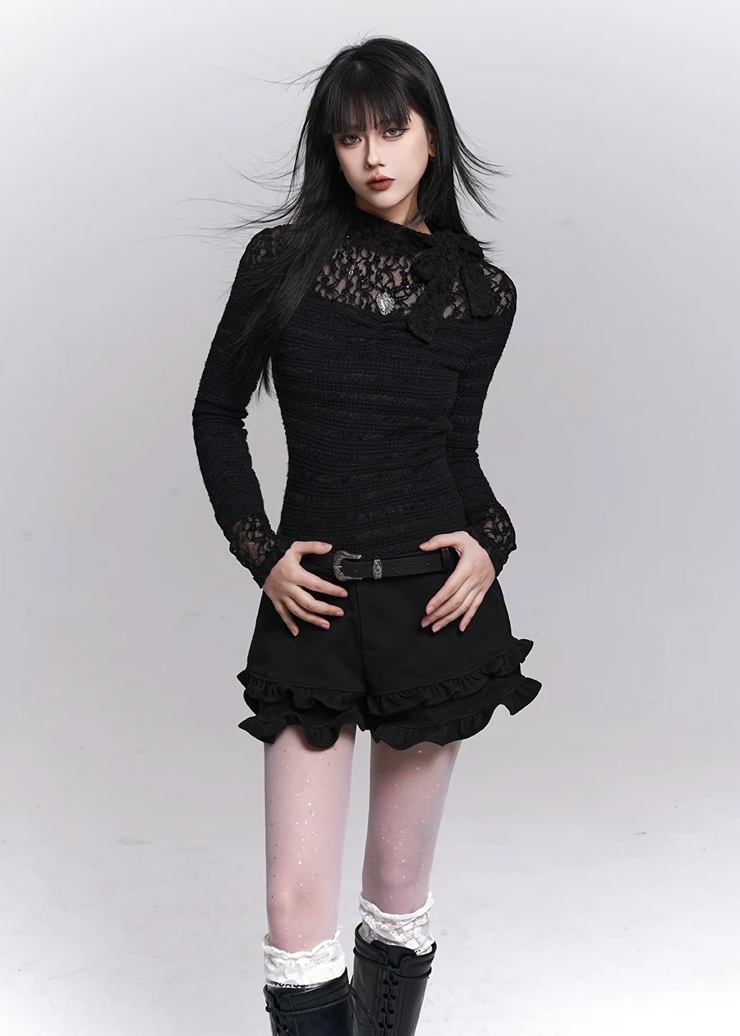 Lace High-Neck Slim Fit Top / LG1508