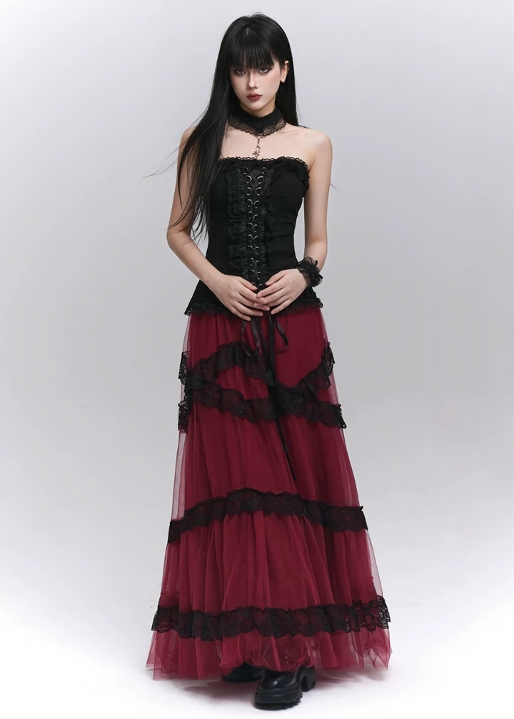 Gothic Lace Tiered Tulle Skirt / lg1354