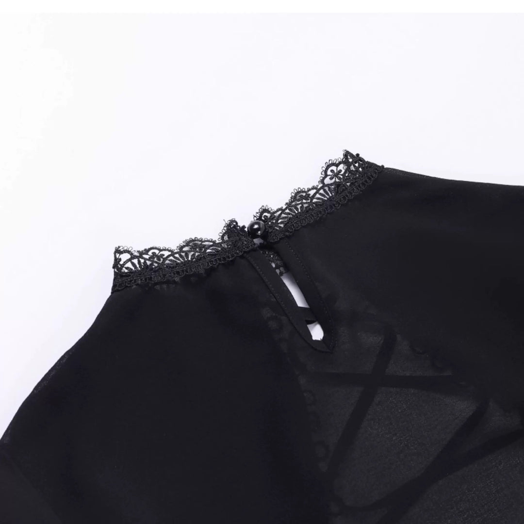 Gothic Lace Camisole & Frill Skirt Set + Flare Sleeve Cardigan / LG1404