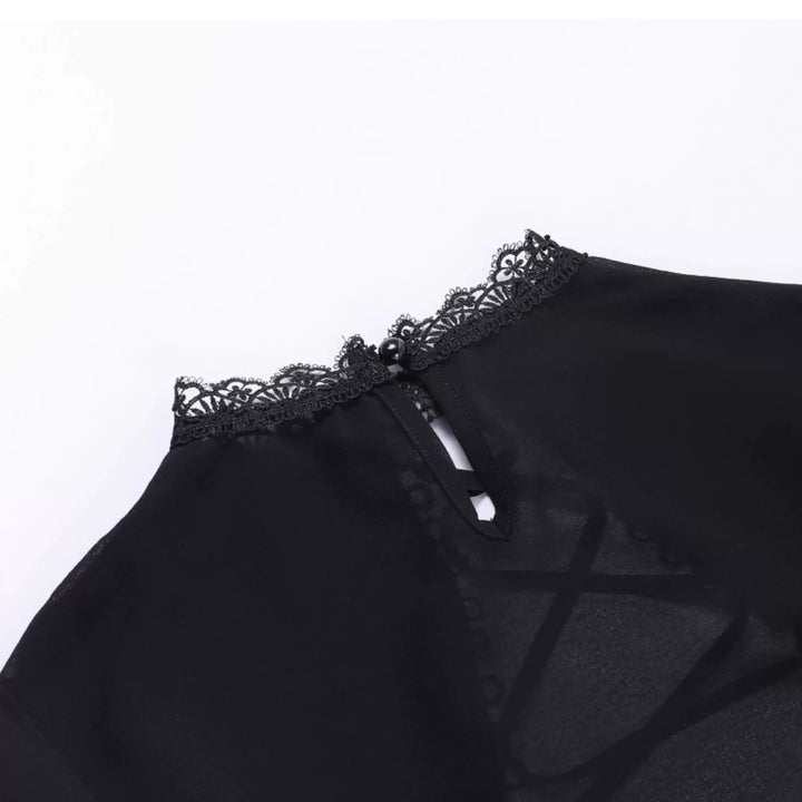 Gothic Lace Camisole & Frill Skirt Set + Flare Sleeve Cardigan / LG1404