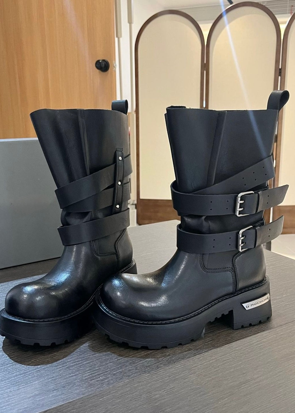 Buckle Strap Boots  / v1153
