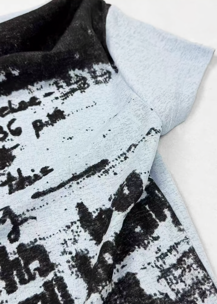 GRUNGE OFF SHOULDER GRAPHIC TOP / LG1620
