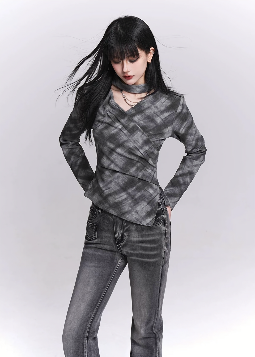 SMOKE PLAID WRAP TOP / LG1527