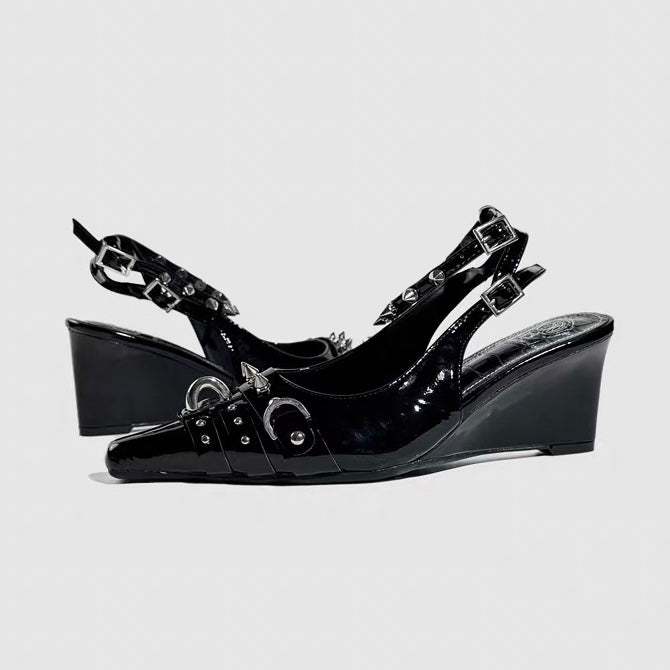 DARK STUDDED WEDGE SANDALS / V1175