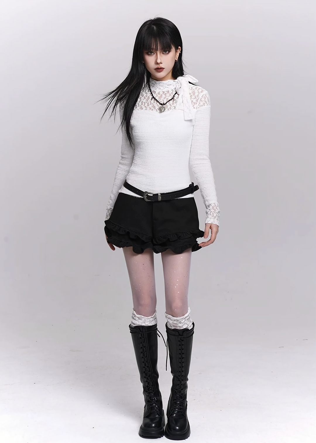 Lace High-Neck Slim Fit Top / LG1508