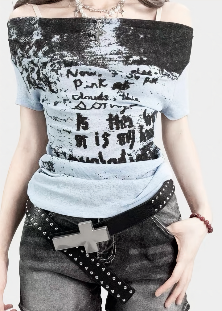 GRUNGE OFF SHOULDER GRAPHIC TOP / LG1620