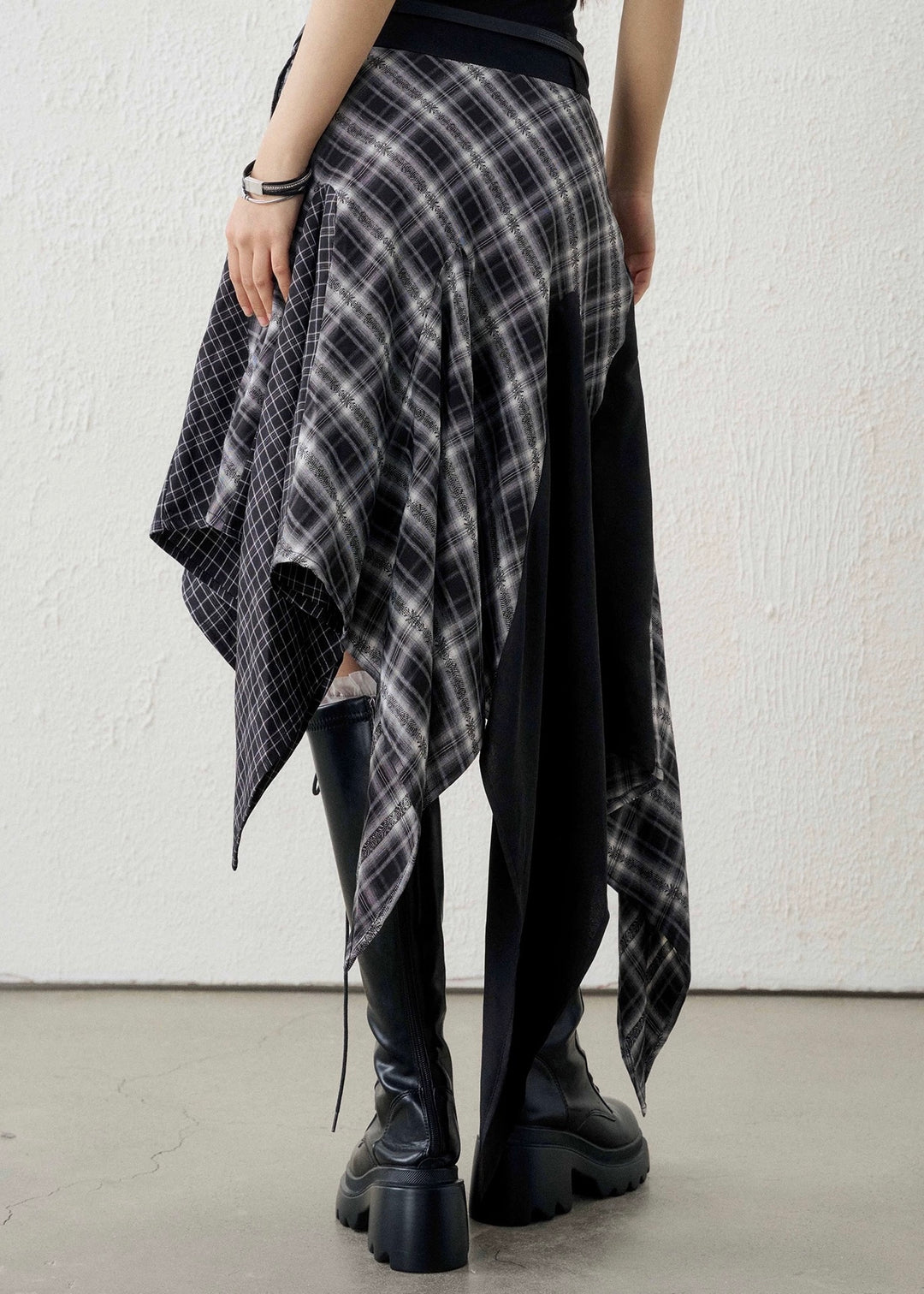 ASYMMETRY CHECK DRAPE SKIRT / LG1593