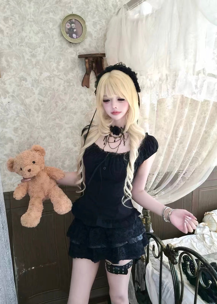 GOTHIC SQUARE NECK LACE PUFF SLEEVE TOP / LG1675