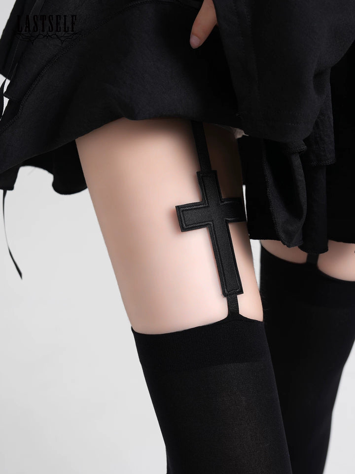 GOTHIC CROSS GARTER STOCKINGS / A1151