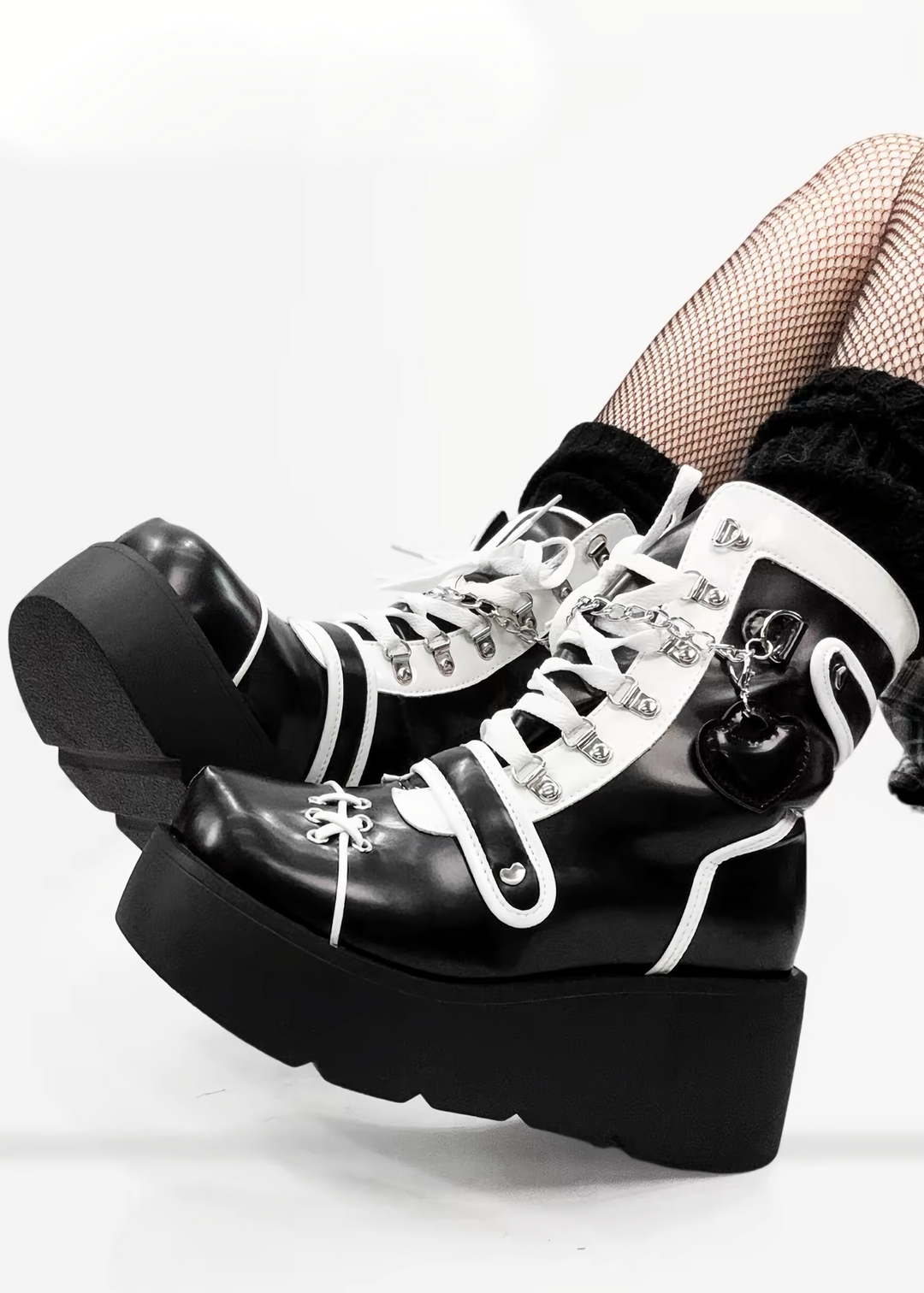 MONO BUCKLE PLATFORM BOOTS / V1190