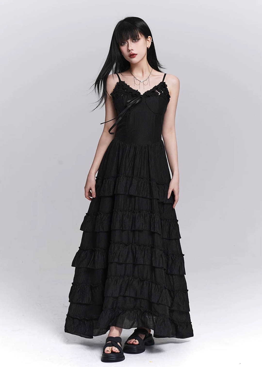 GHOST TIERED LONG DRESS / LG1550