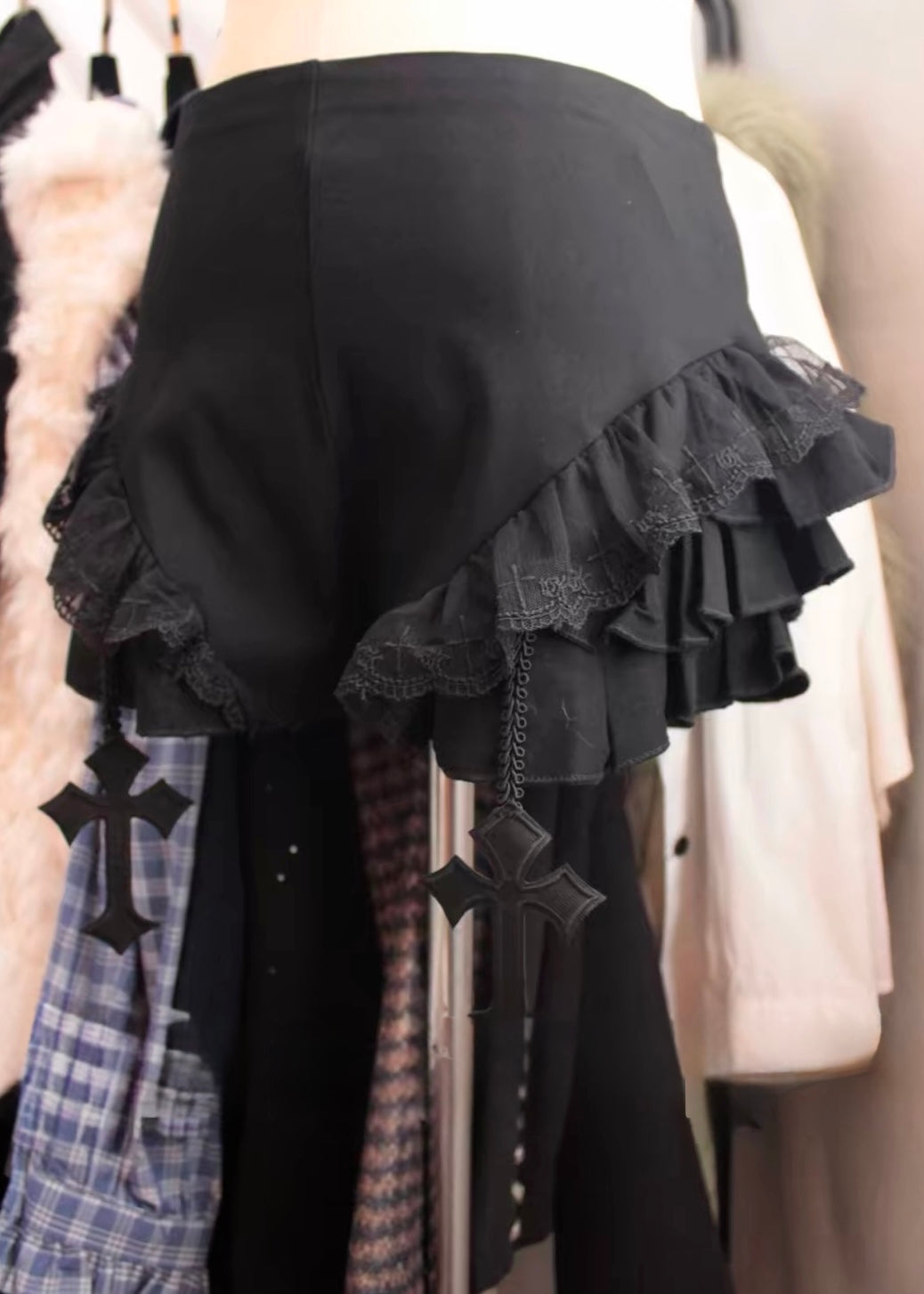 DARK CHINA CUTOUT TOP &amp; FRILL MINI SKIRT / LG1680