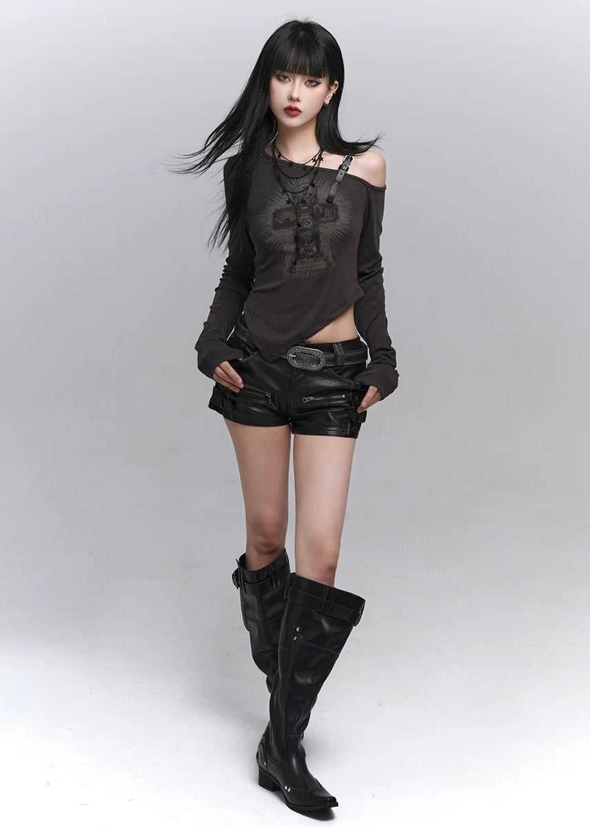 Dark Rebel Buckle Shorts / lg1343
