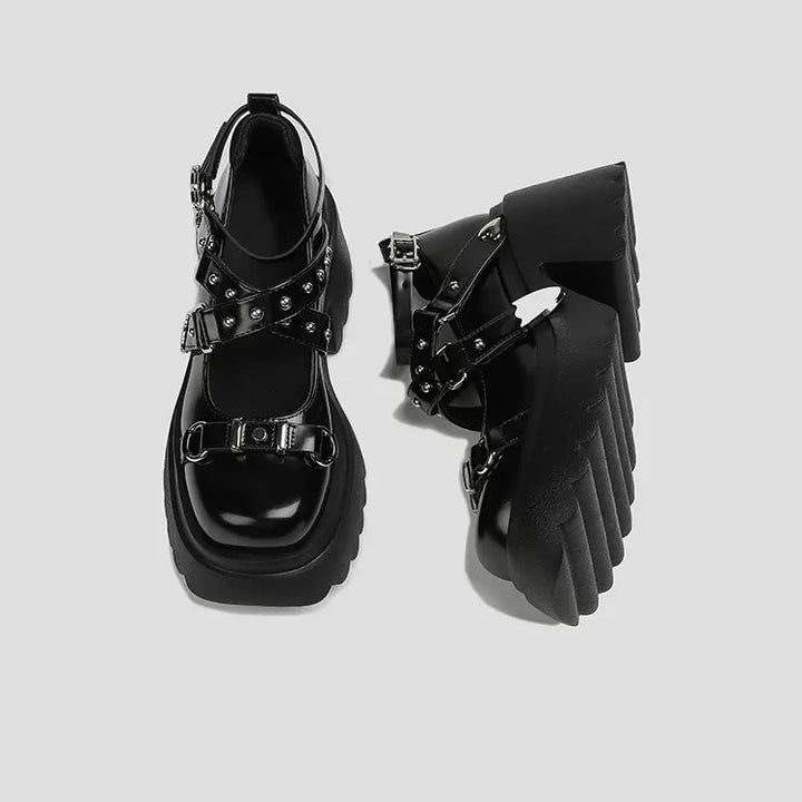 Gothic Strap Platform Shoes / v1135