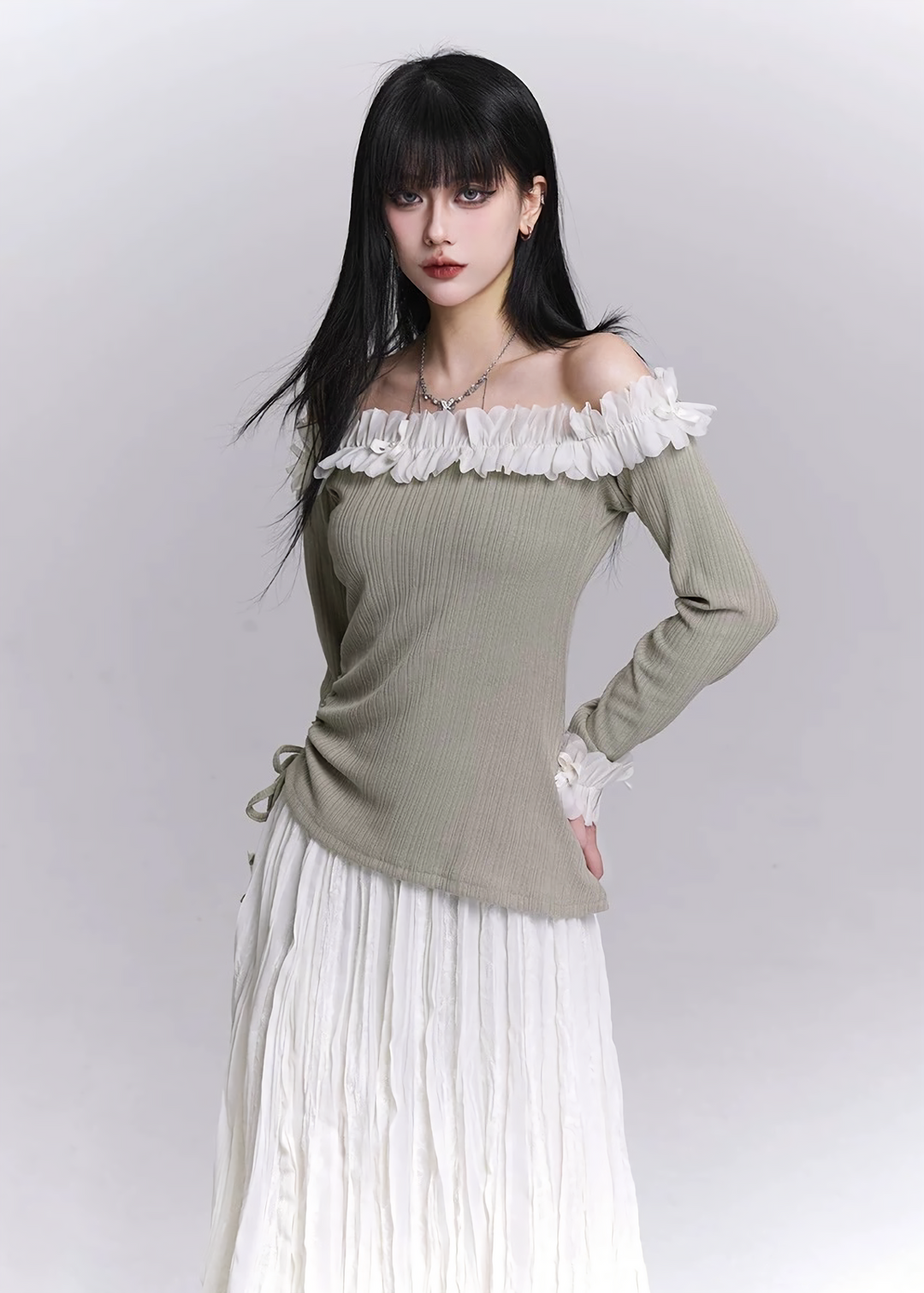OFF SHOULDER FRILL RIB TOP / LG1534