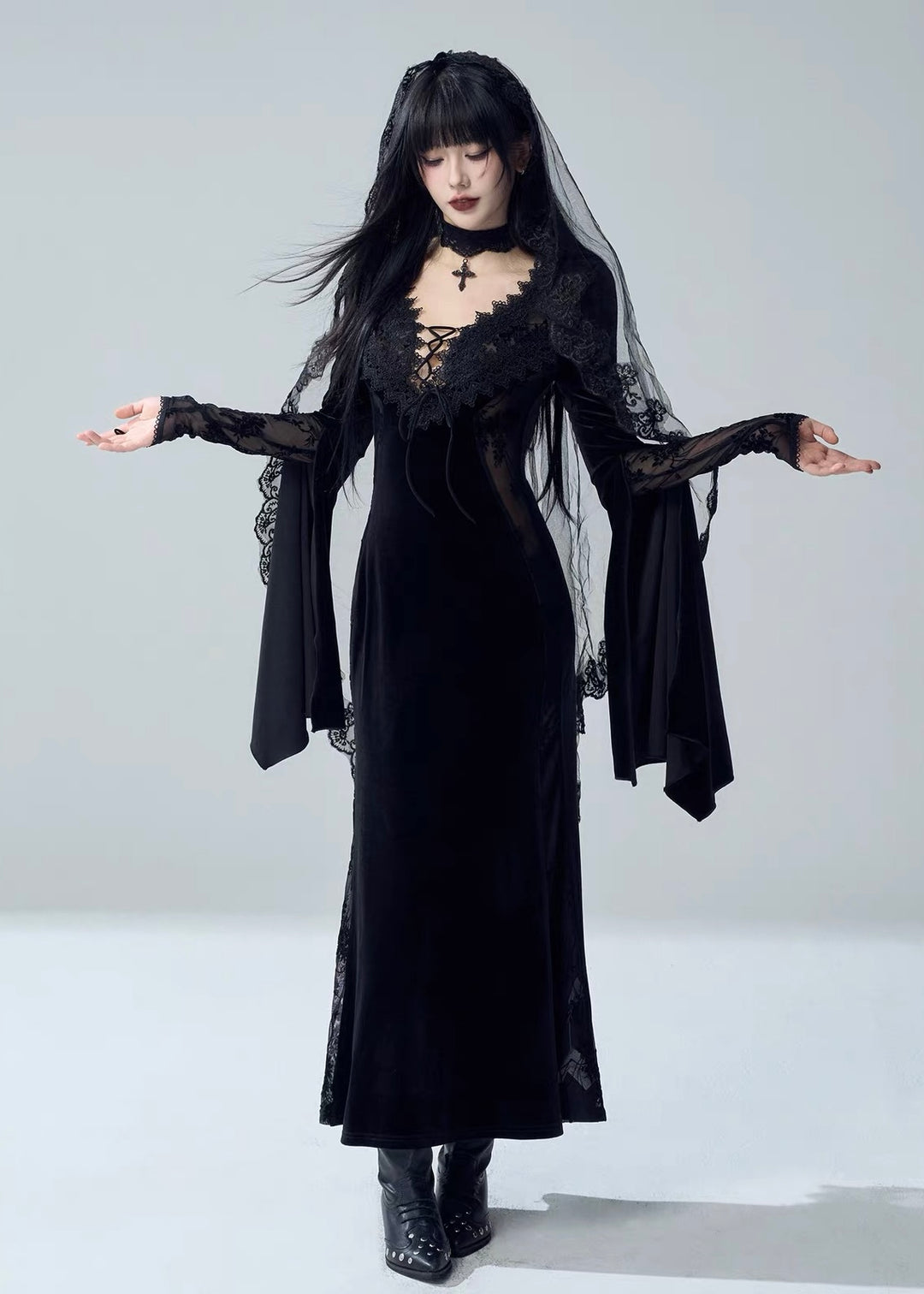 BLACK LACE TRIM COMB VEIL / A1164