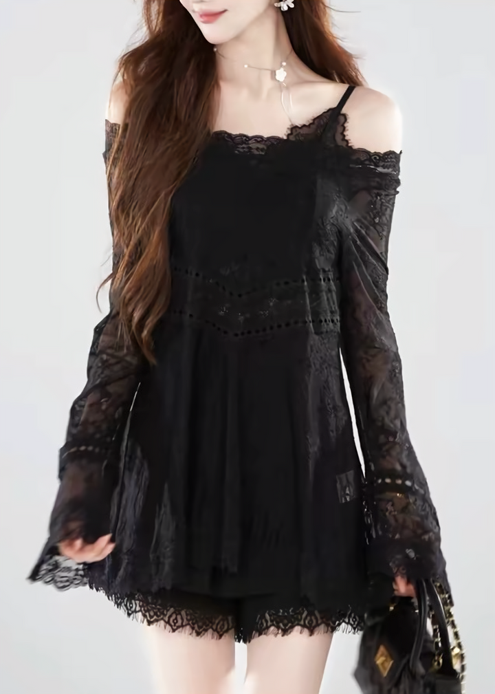GOTHIC LACE OFF-SHOULDER TOP / LG1643