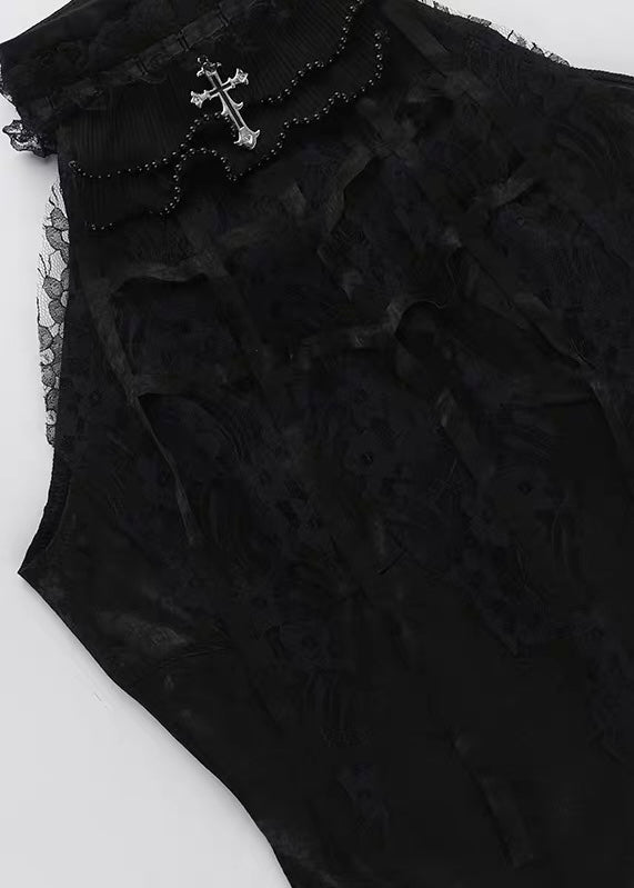 GOTHIC CROSS LACE HALTER TOP / LG1580