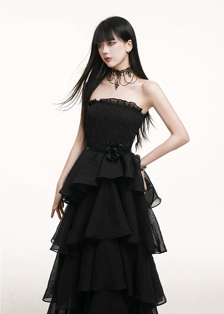 Shirred tiered dress / lg1255_e4r