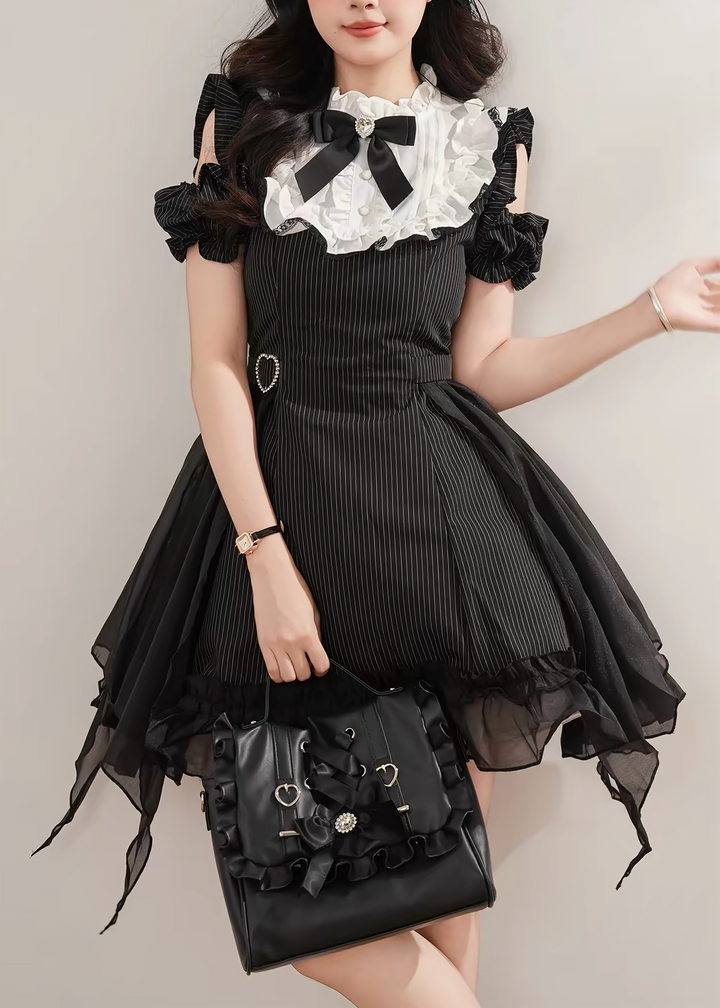 GOTHIC HEART BUCKLE STRIPE DRESS / LG1625