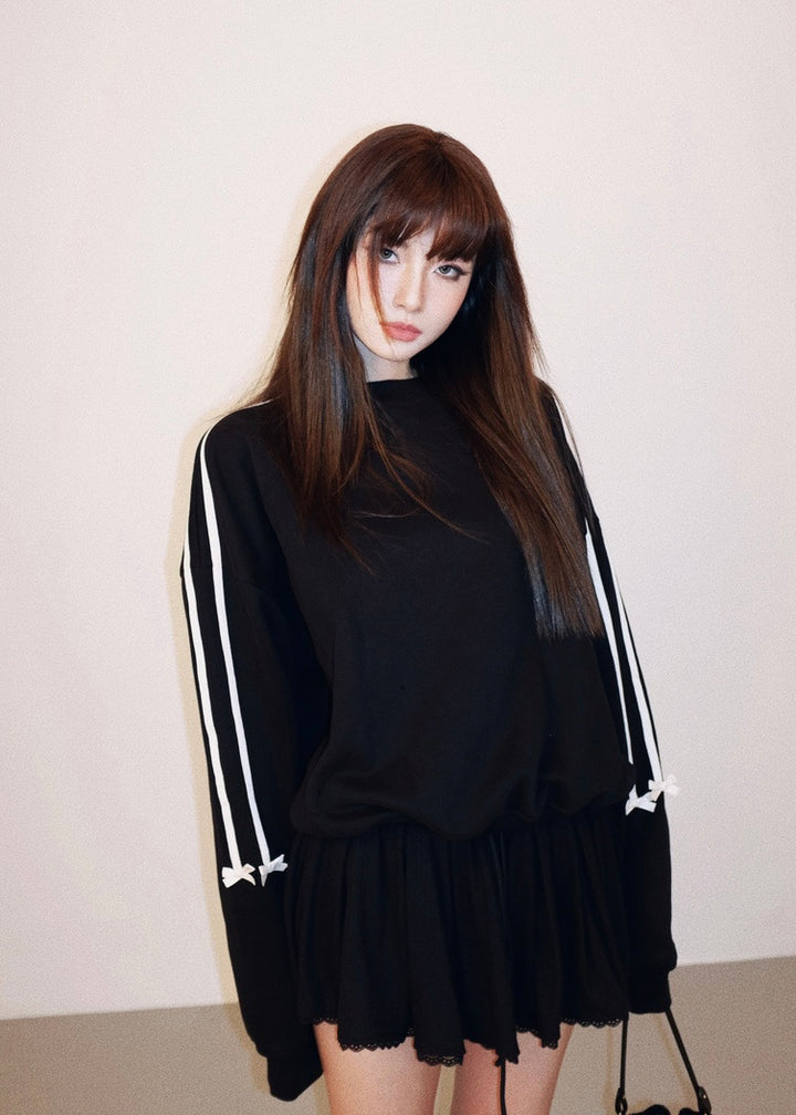 line ribbon sweatshirt / mu1120