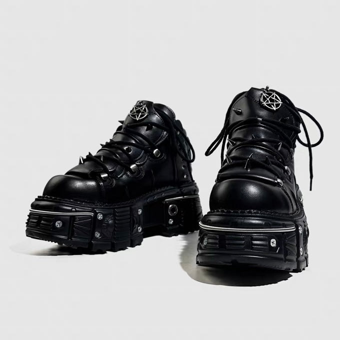 GOTHIC STUDDED PLATFORM SHOES / V1186