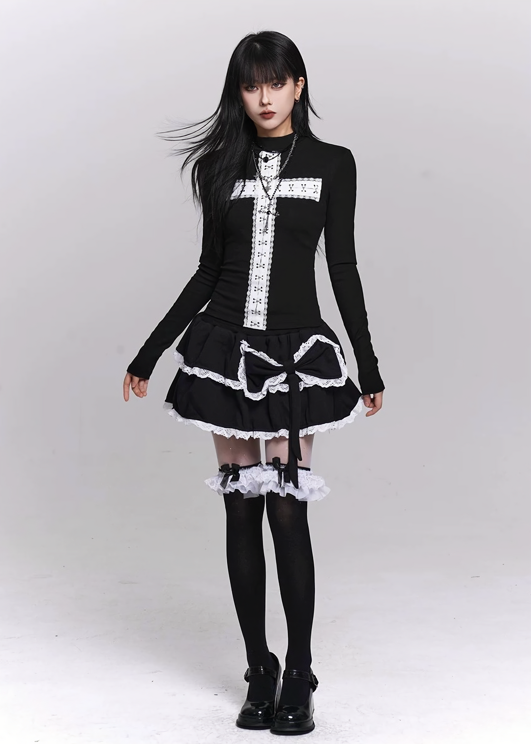 GHOSTLY CROSS HIGHNECK TOP / LG1491