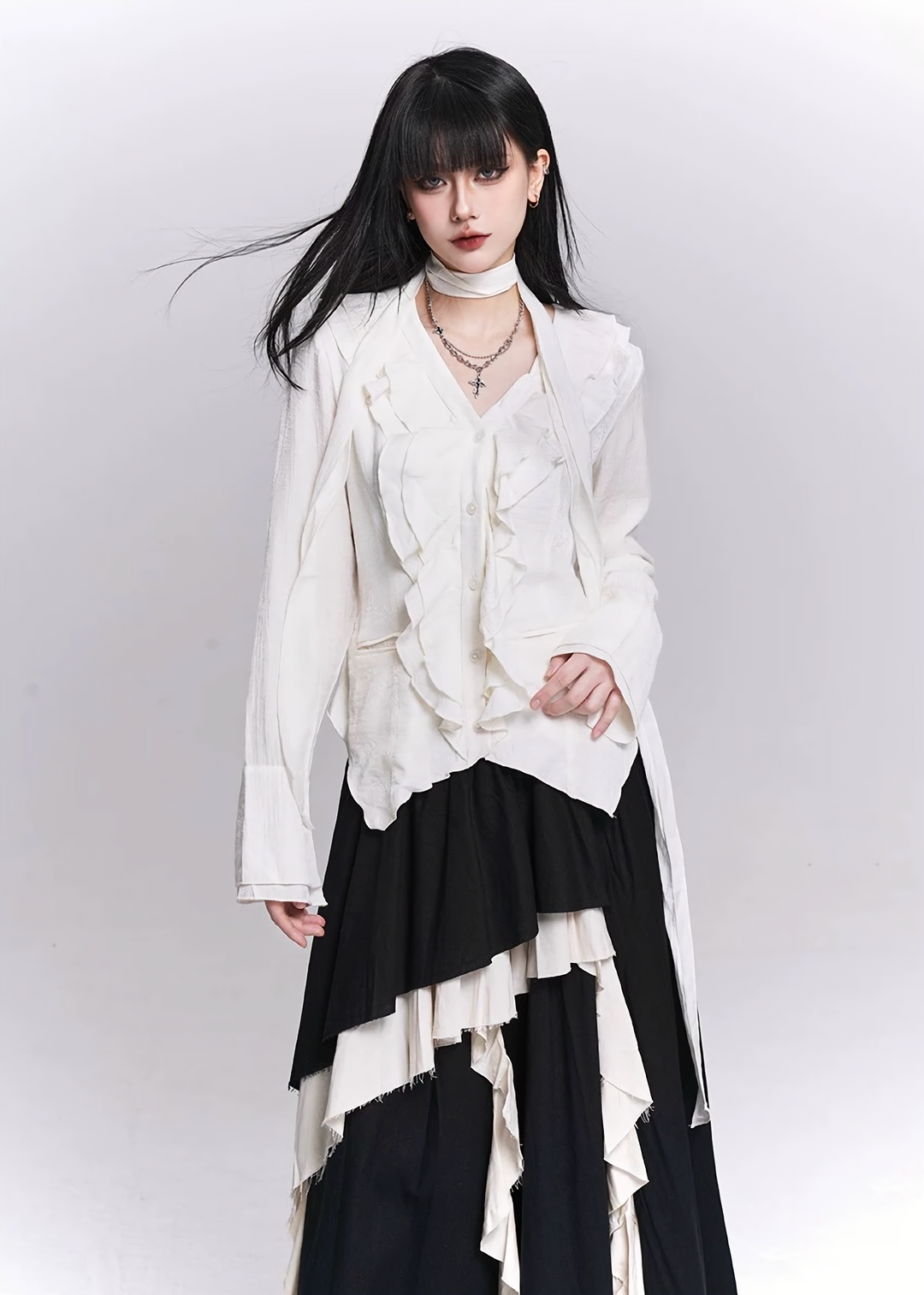 IRREGULAR FRILL LAYERED TOPS / LG1523_e4r