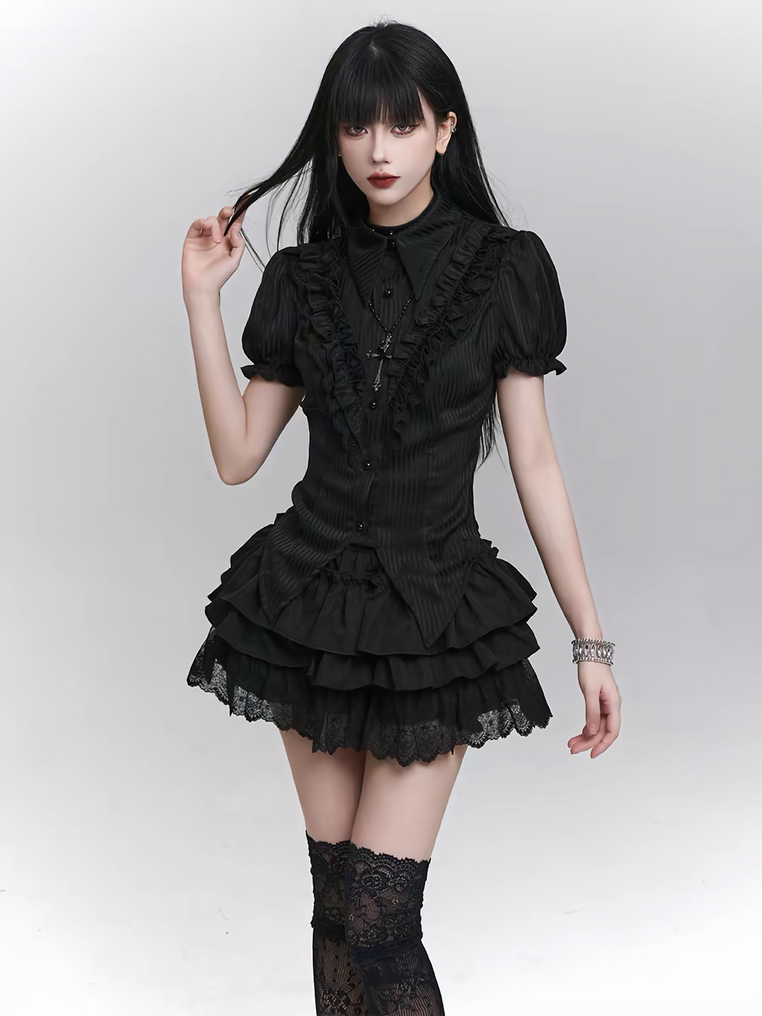 Gothic Ruffle Classic Set