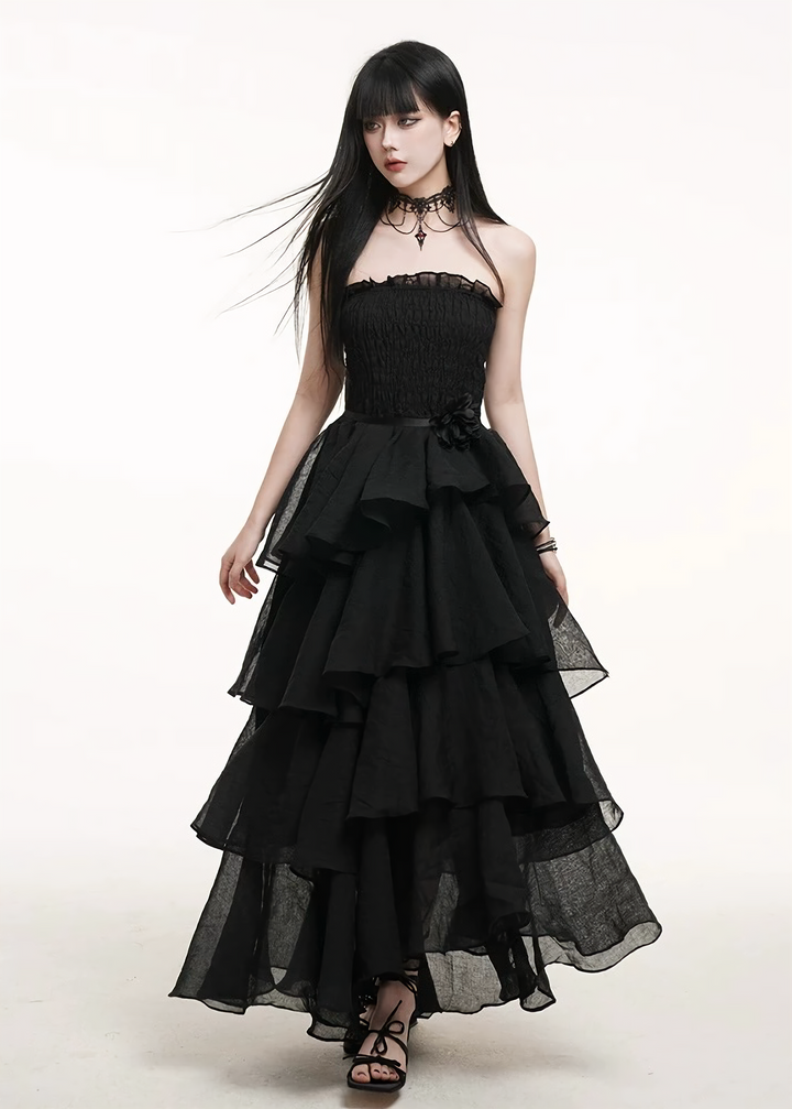 Shirred tiered dress / lg1255_e4r