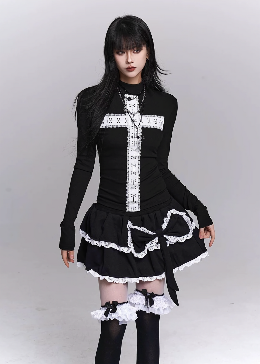 GHOSTLY CROSS HIGHNECK TOP / LG1491