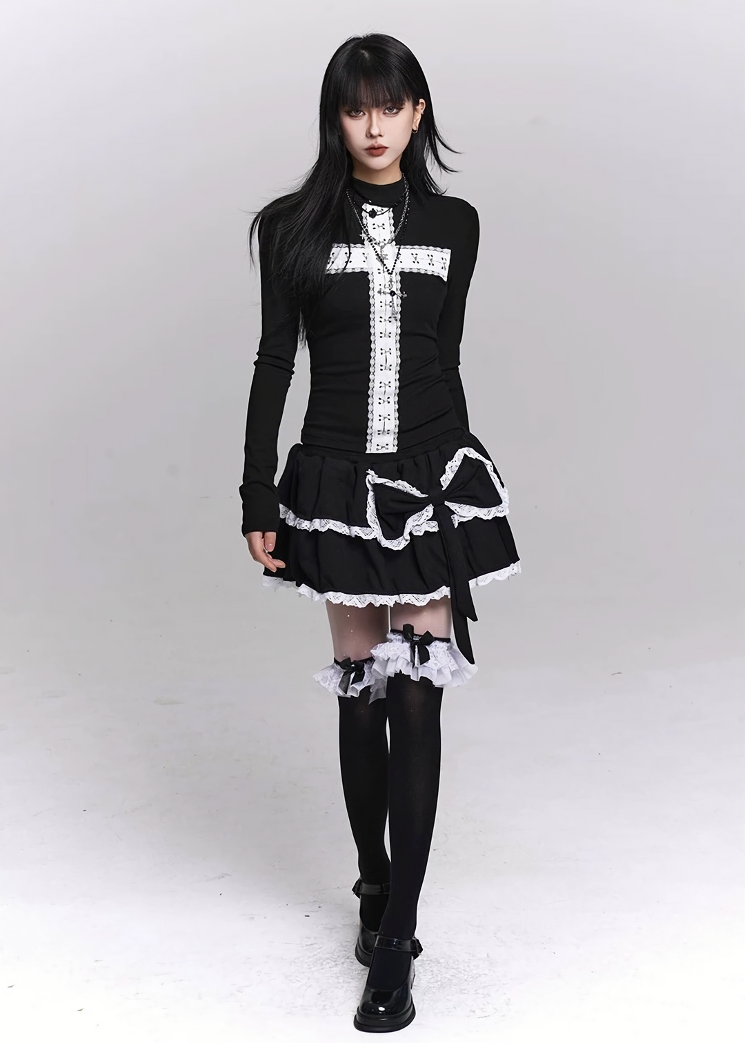 GHOSTLY CROSS HIGHNECK TOP / LG1491