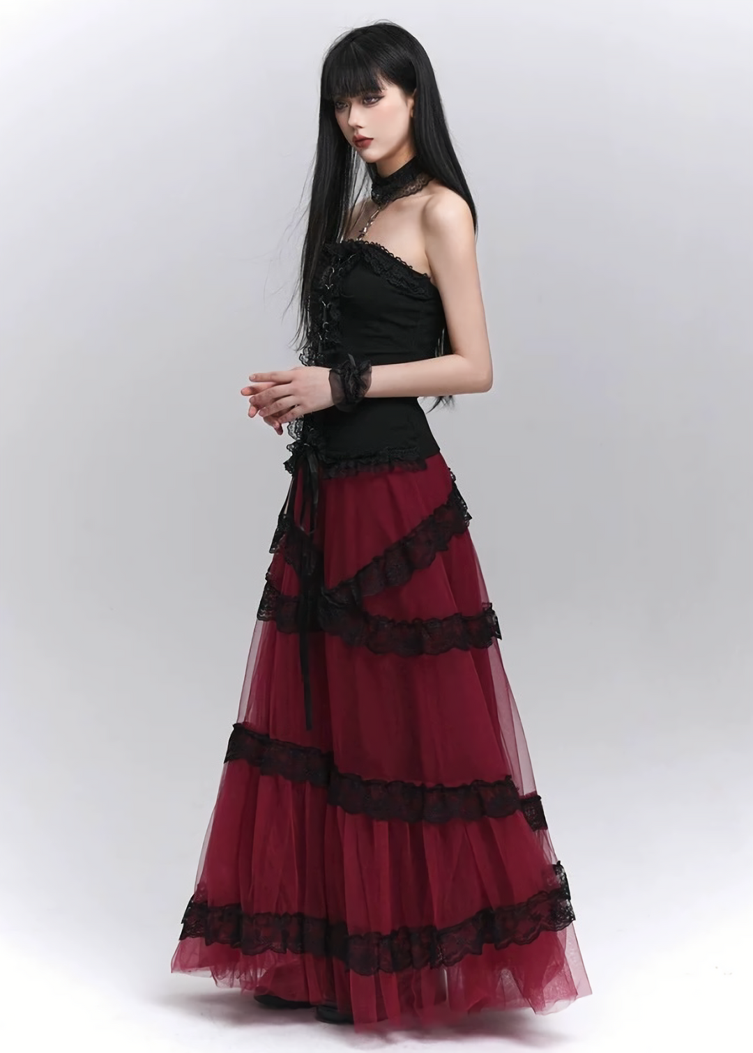 Gothic Lace Tiered Tulle Skirt / lg1354