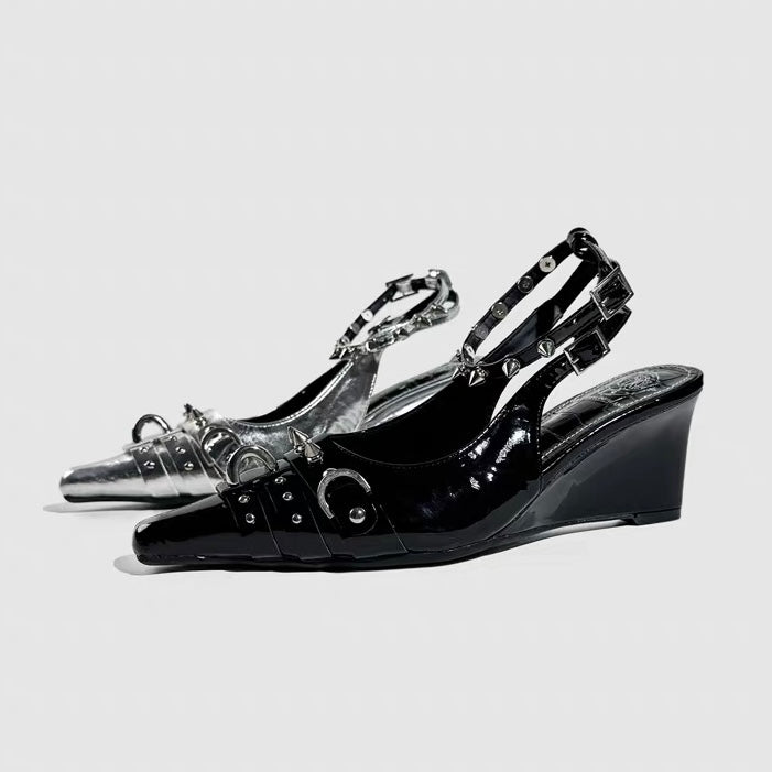 DARK STUDDED WEDGE SANDALS / V1175