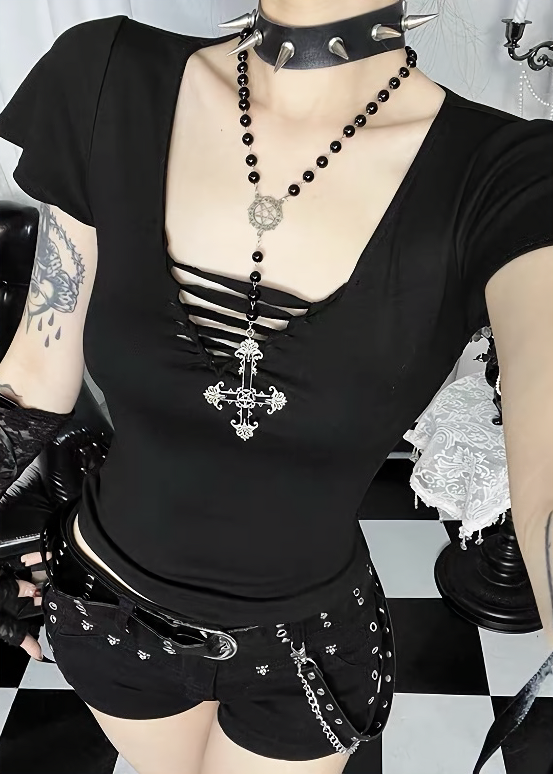 DARK LACE-UP V-NECK TOP / LG1636