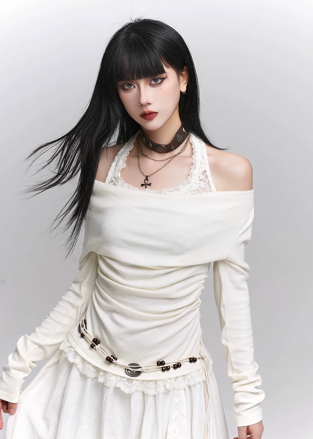 LACE HALTER OFF-SHOULDER TOP / LG1338