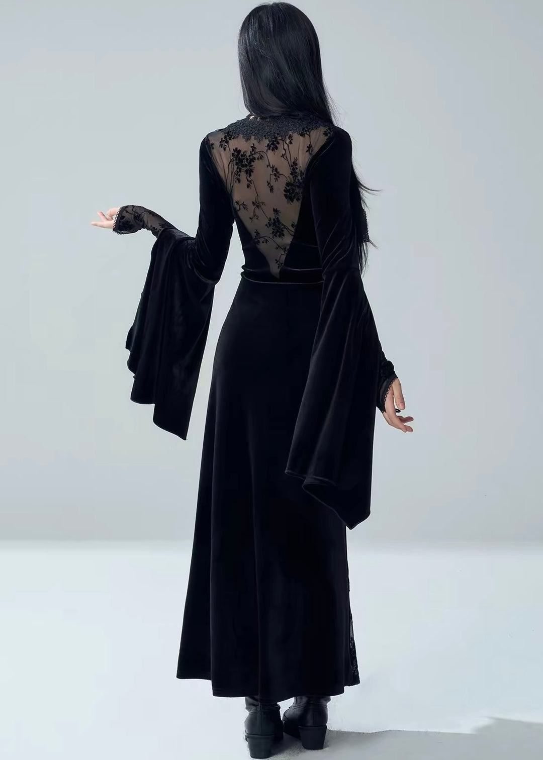 VELVET LACE-UP LACE PANEL LONG DRESS / LG1729