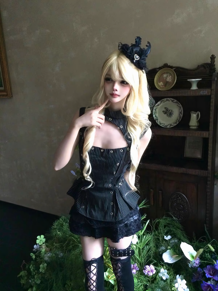 GOTHIC STRIPE CUTOUT TOP &amp; LACE MINI SKIRT / LG1668