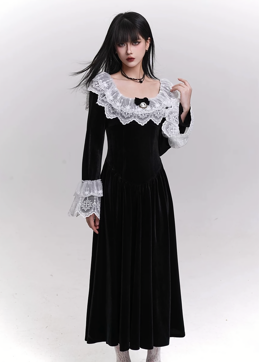LUNA LACE VELVET DRESS / LG1465