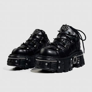 GOTHIC STUDDED PLATFORM SHOES / V1186