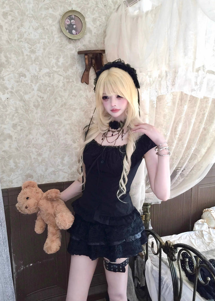 GOTHIC SQUARE NECK LACE PUFF SLEEVE TOP / LG1675