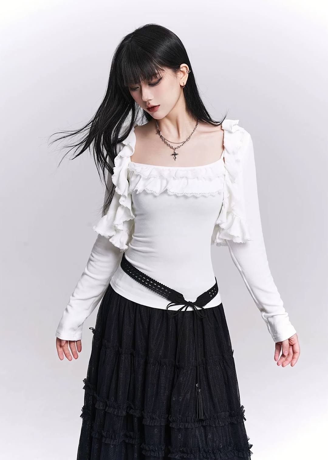 FRILL LAYERED TWO-PIECE TOP / LG1547