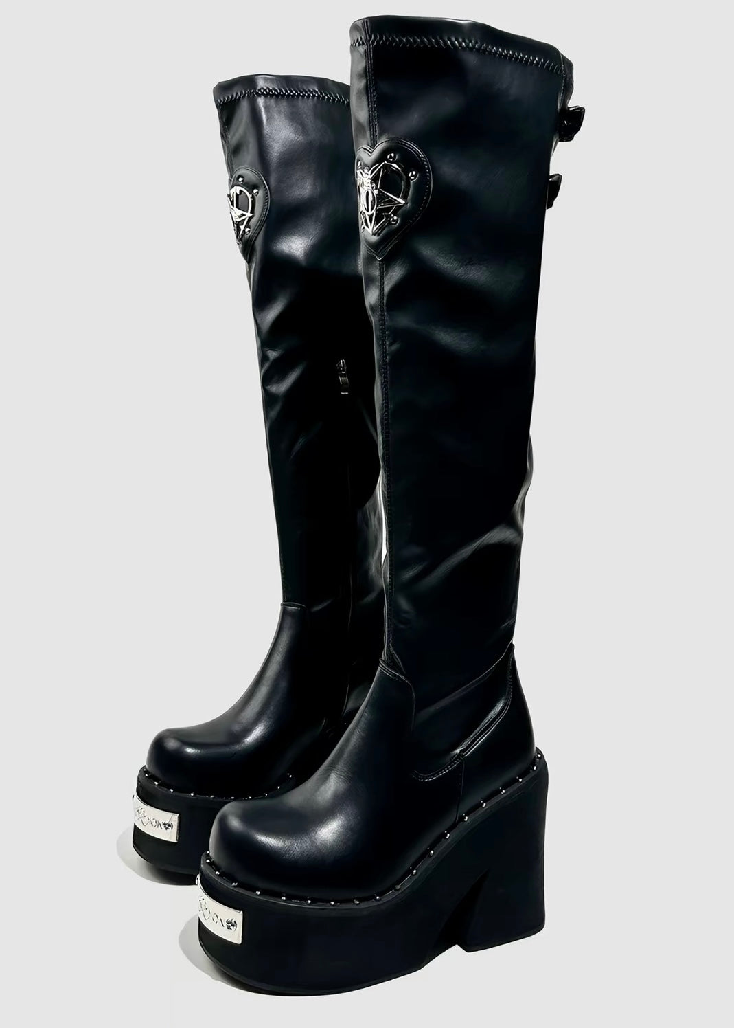 HEART EMBLEM PLATFORM OVERKNEE BOOTS / V1195