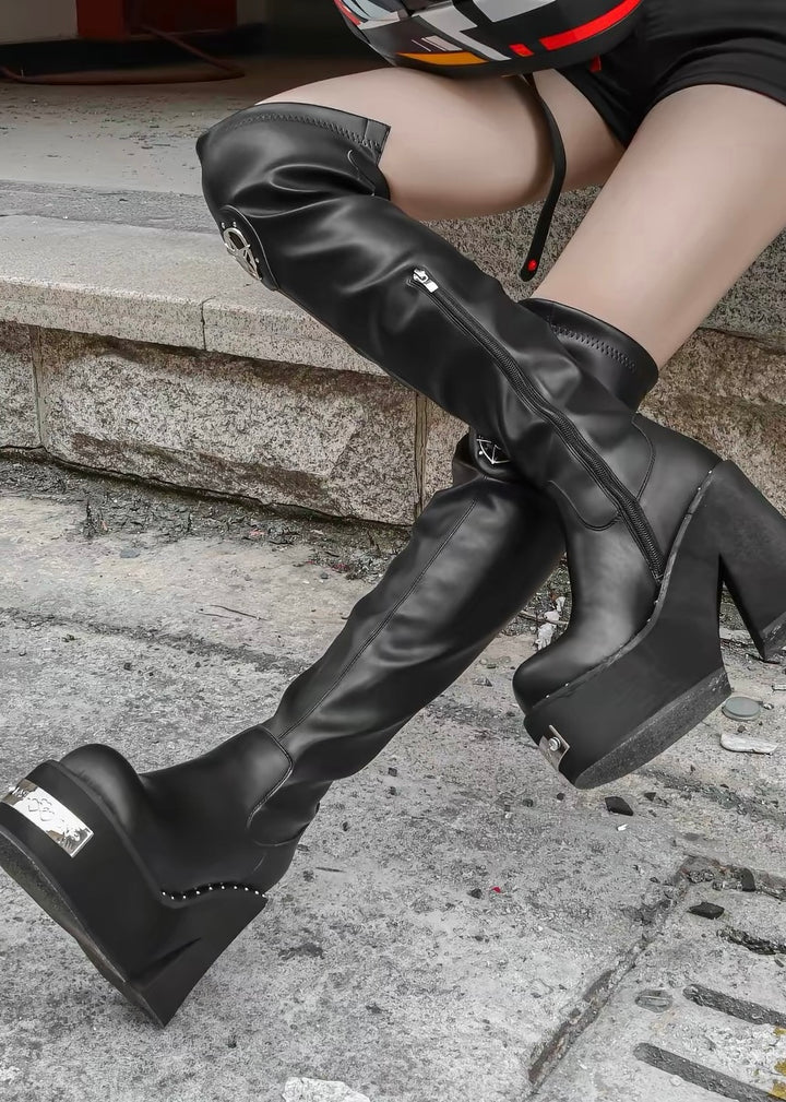 HEART EMBLEM PLATFORM OVERKNEE BOOTS / V1195