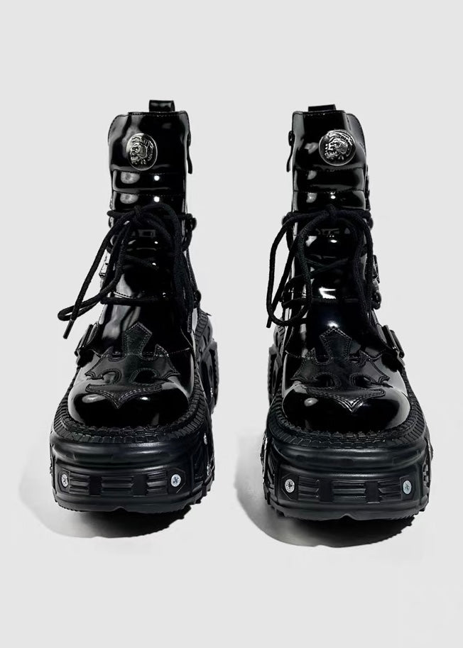 METAL DETAIL PLATFORM LACE-UP BOOTS / V1196