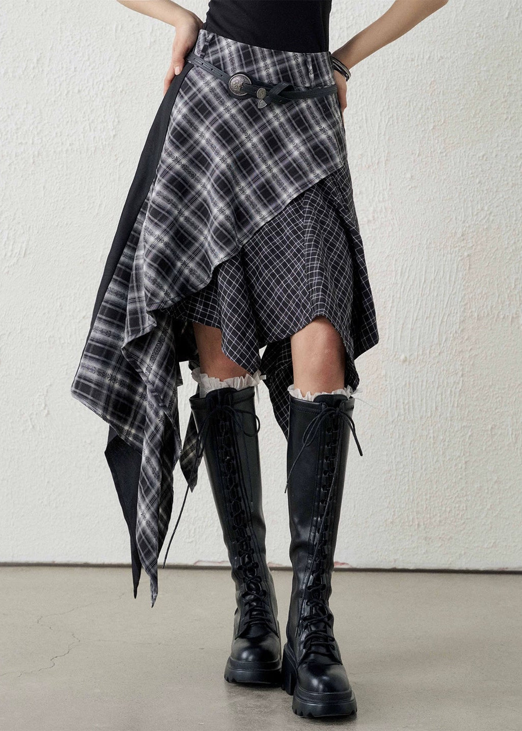 ASYMMETRY CHECK DRAPE SKIRT / LG1593