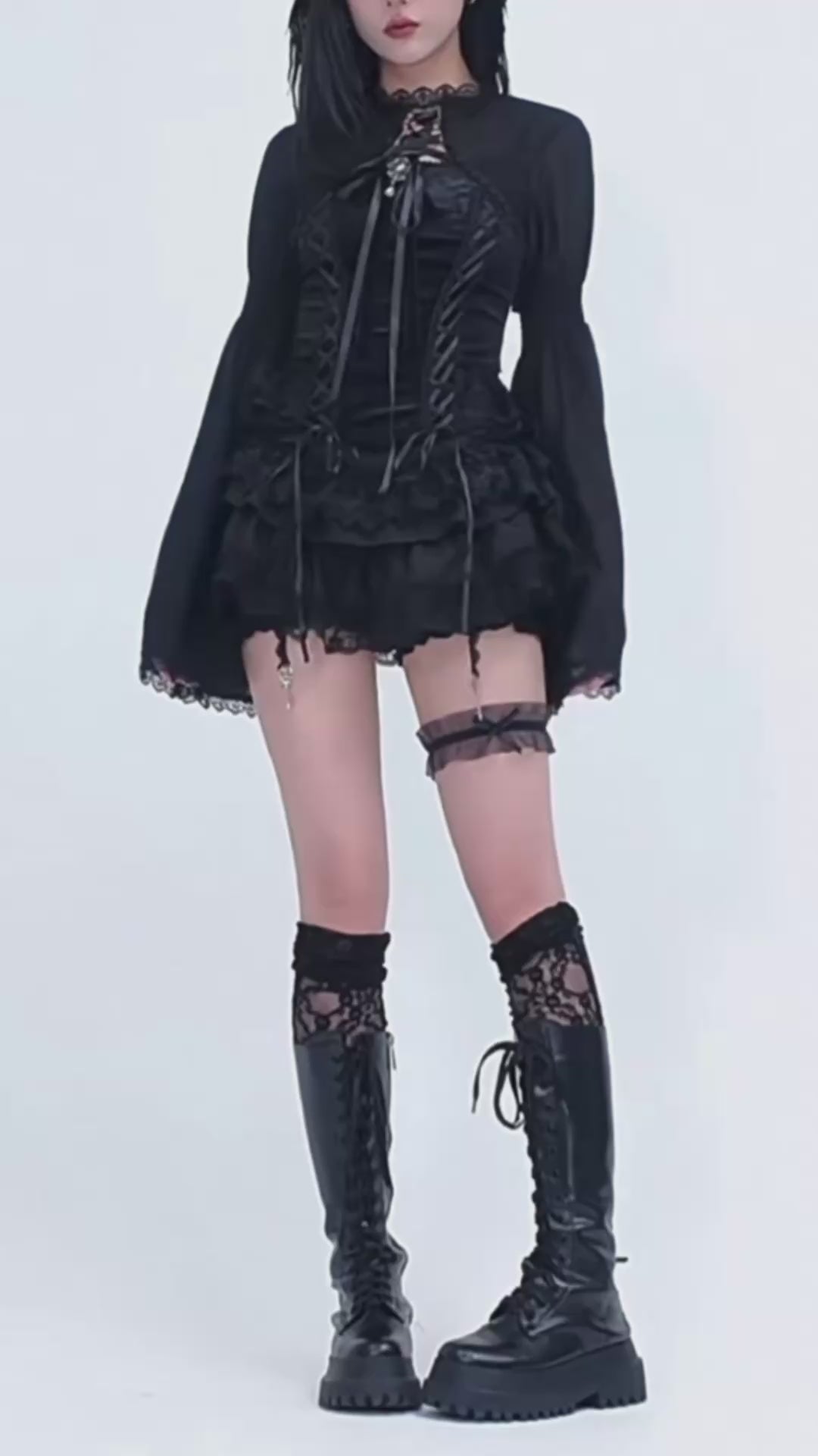 Gothic Lace Camisole & Frill Skirt Set + Flare Sleeve Cardigan / LG1404